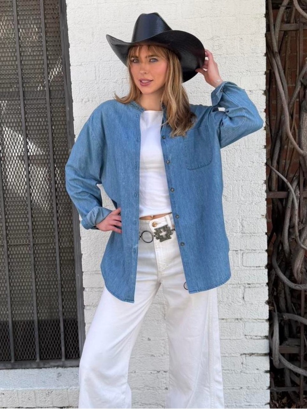 Vintage Karen Scott blue denim button up shirt 100% cotton Size XL